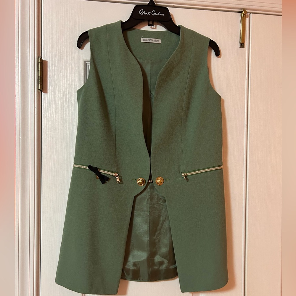 One of a kind sleeveless blazer